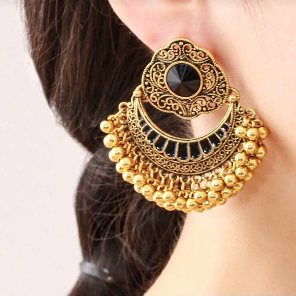 Elegant Gold and Black Statement Earrings